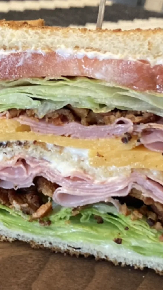 White Roast Beef Cheddar Lettuce